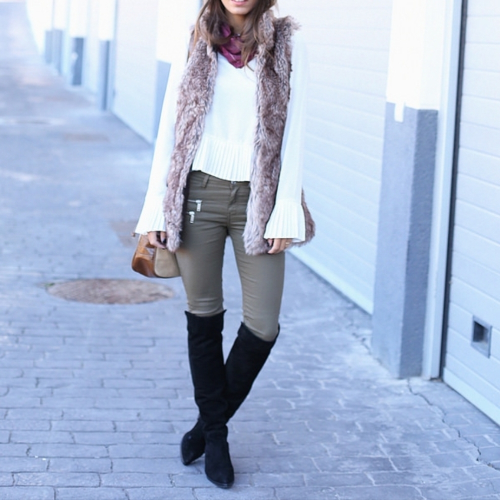 Sebby (Size L) Front Faux Fur & Back Cable Knit Fall Winter Open Cardigan Vest